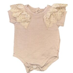 Baby Girl Jessica Simpson Eyelet Flutter Sleeve Bodysuit Tan 3-6M